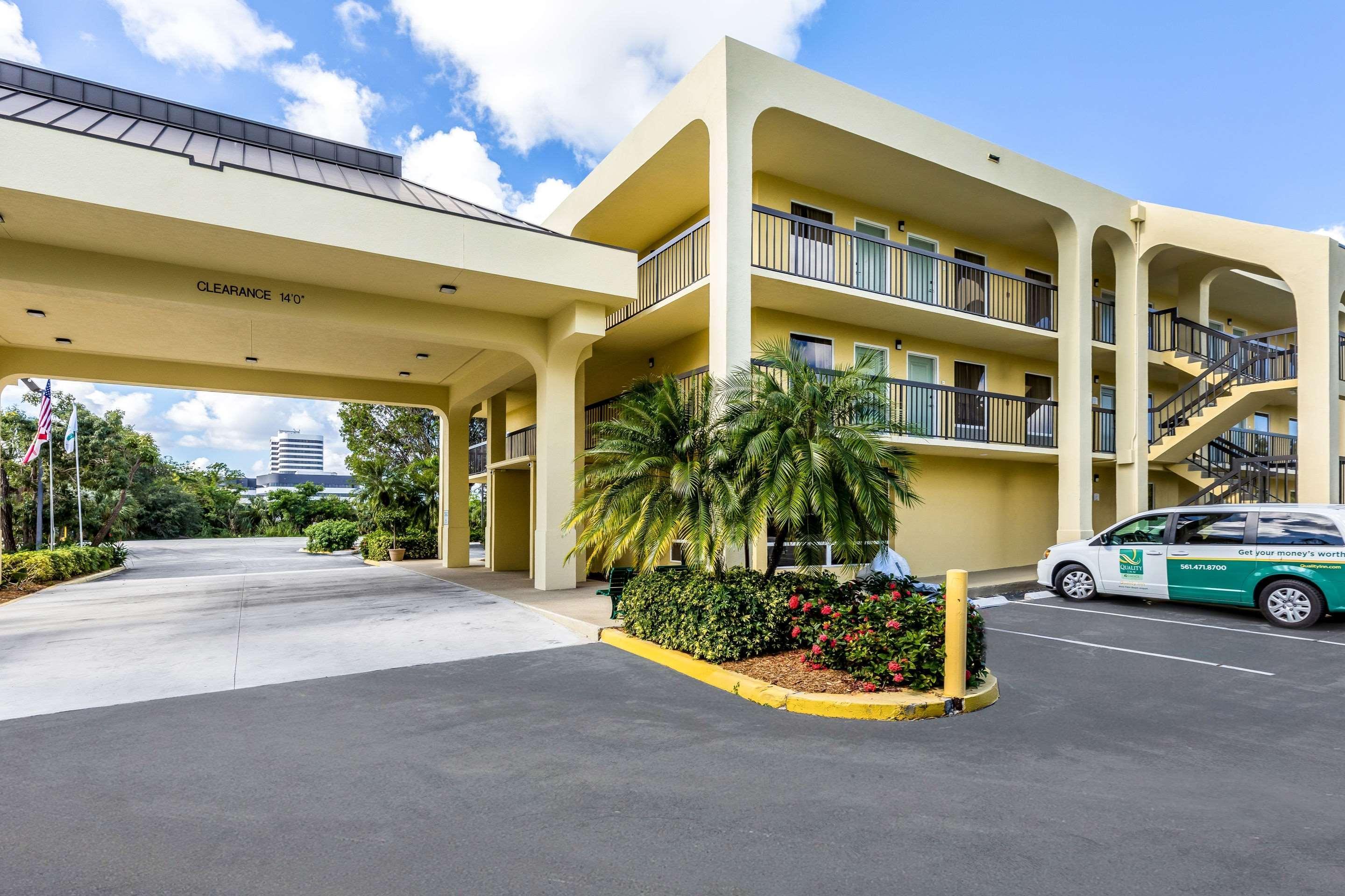 Quality Inn Palm Beach International Airport West Palm Beach Exterior foto